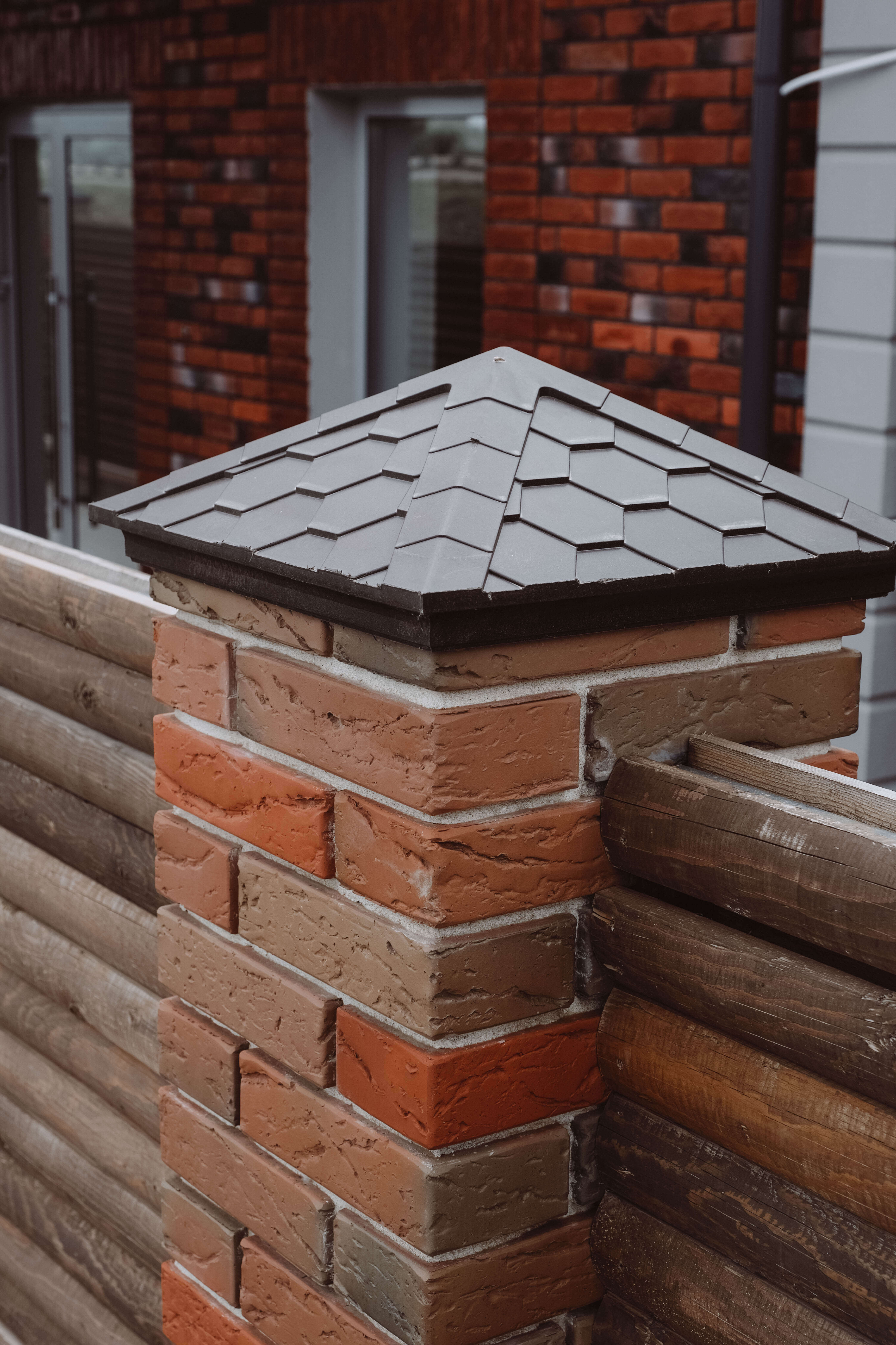 Колпак Zking Эверест Коричневый на столб 1.5х1.5 кирпича (390х390мм) в Дзержинске фото